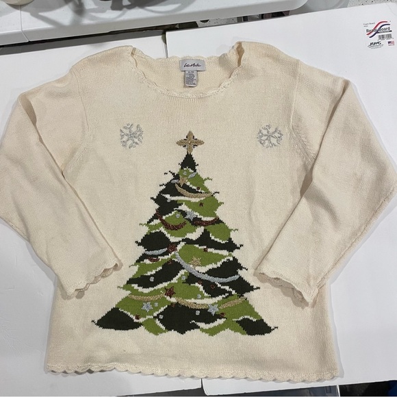 Vintage cream Christmas tree Grannycore coastal grandma scallop neck sweater 🎄 - Picture 8 of 8